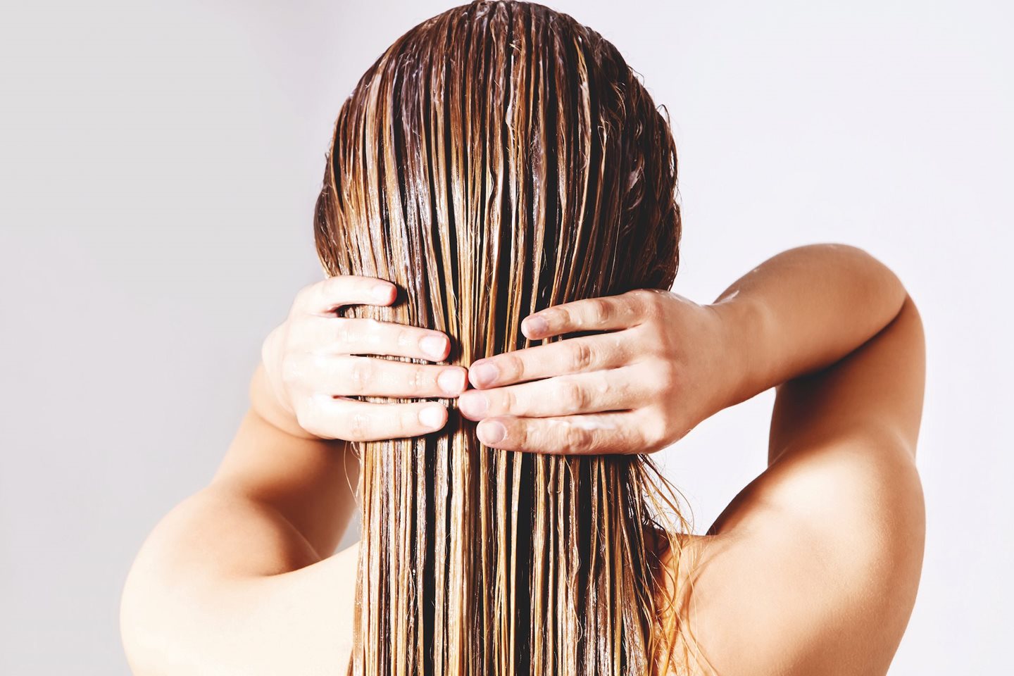 DIY hydratační kúry na vlasy