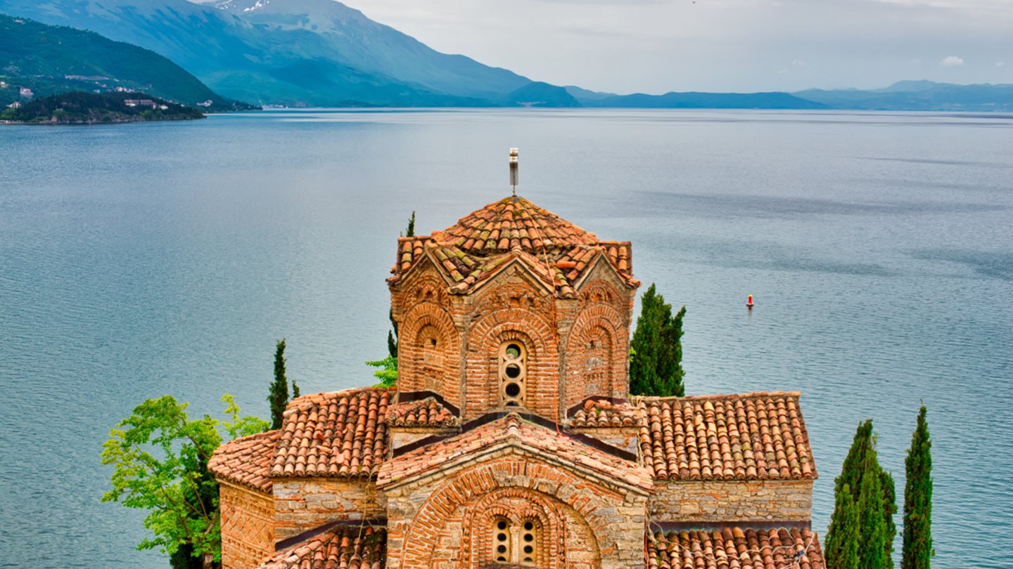 Nedotčené Ochridské jezero