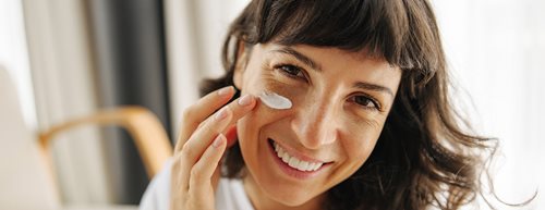 Primer: Tajemství dokonale hladké pleti bez rozšířených pórů