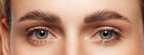 Sérum na řasy: 5 opravdu důležitých faktů