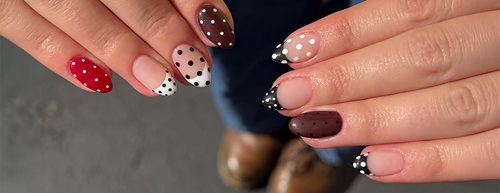 Polka Dot Nails: Hravá manikúra s puntíky